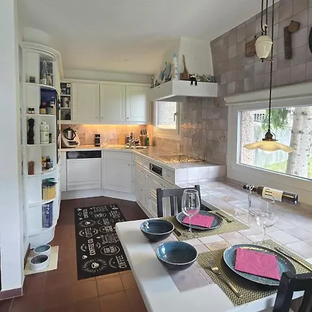 Well Zone Oase Thun-private Pool-garden-sauna-gym