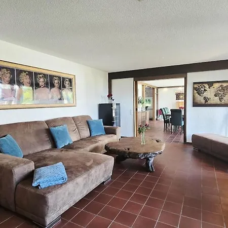 Well Zone Oase Thun-private Pool-garden-sauna-gym