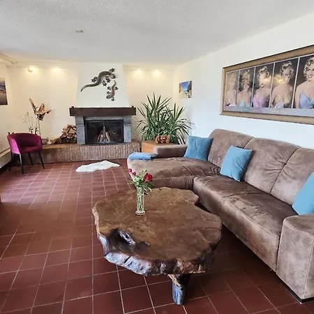 Apartamento Well Zone Oase Thun-private Pool-garden-sauna-gym