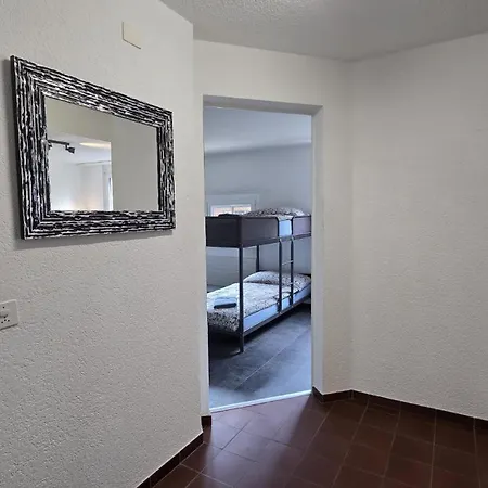 Well Zone Oase Thun-private Pool-garden-sauna-gym *