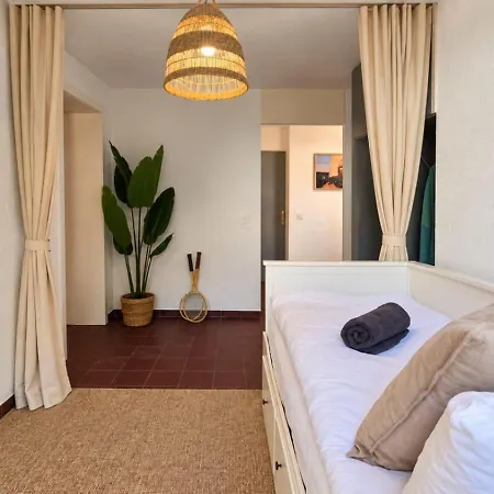 Oasis - Pool, Parking & Mountain Views Appartement Thun