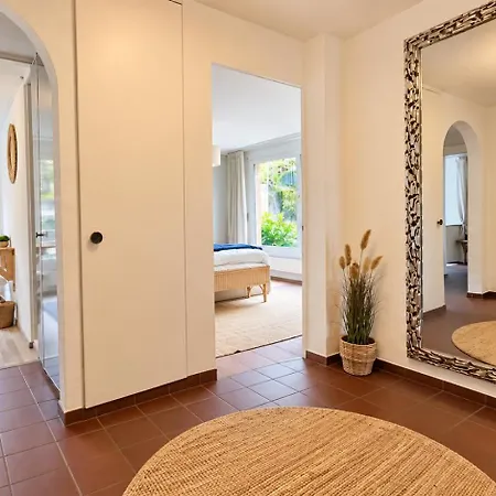Oasis - Pool, Parking & Mountain Views * Thun